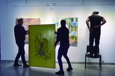 Yerba Buena inauguró el primer salón de Artes Visuales en la Casa de la Cultura