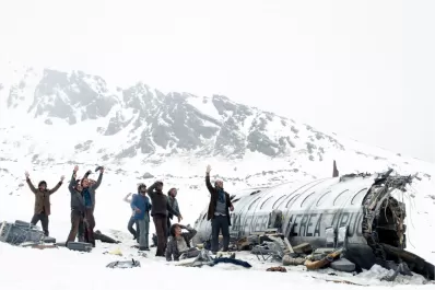 Llega a Netflix la película sobre la tragedia de Los Andes: “La Sociedad de la Nieve”