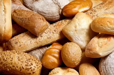 Según la OMS, ¿cuánto pan se debe consumir para tener una dieta saludable?