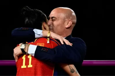 El polémico video en el que Luis Rubiales y Jenni Hermoso simularon casarse luego del beso