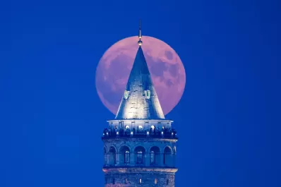 Las mejores fotos de la Superluna Azul alrededor del mundo