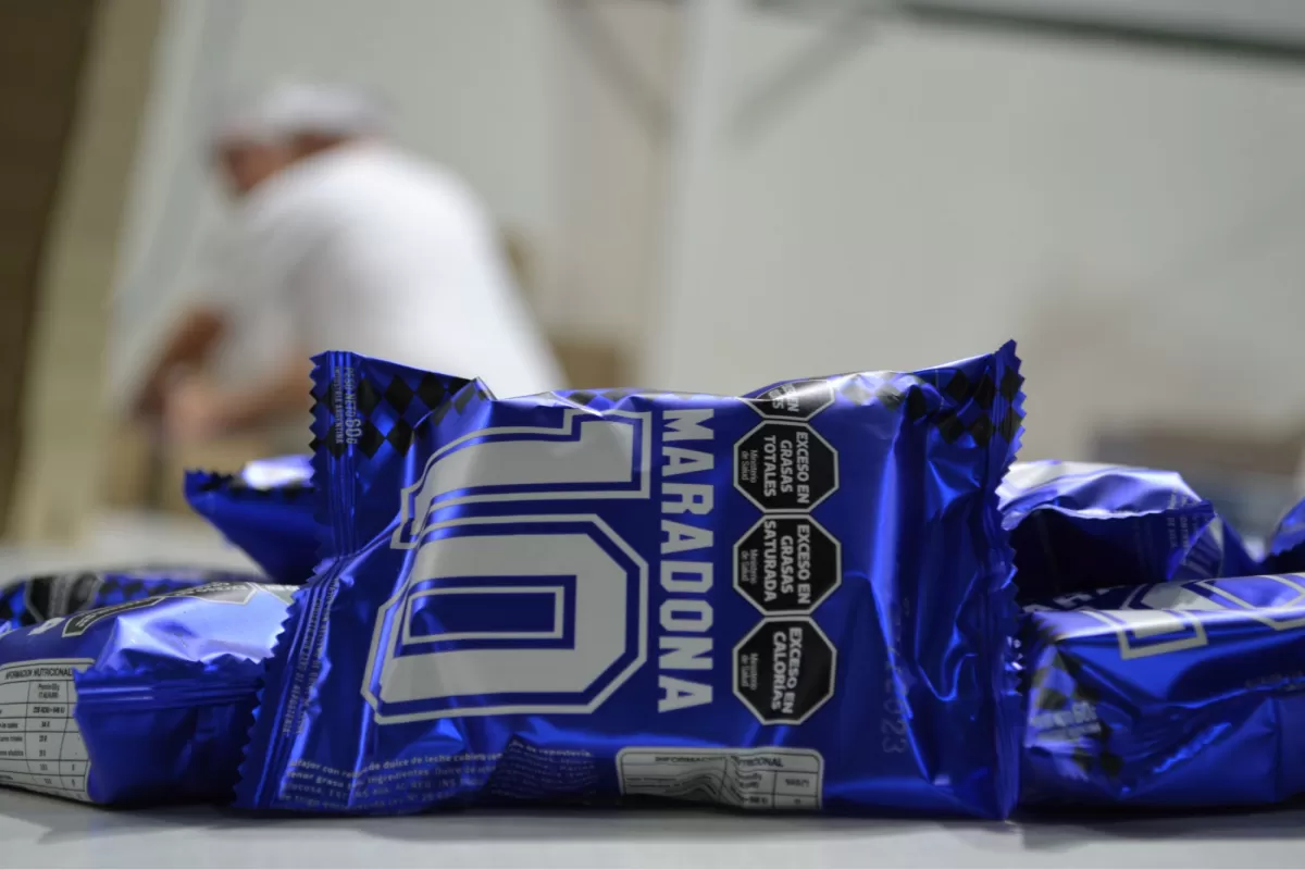 El alfajor Maradona ya fue lanzado en Buenos Aires