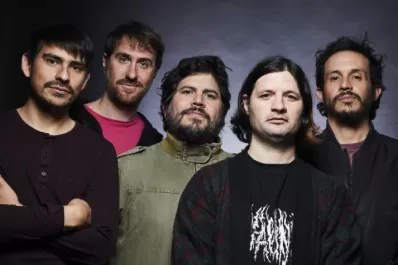 Él Mató a un Policía Motorizado, una banda a puro rock