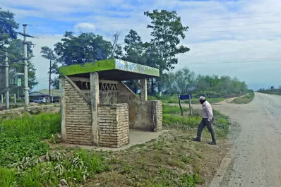 La 334, una ruta que desaparece por las crecientes