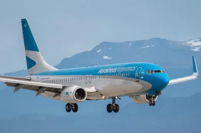 Aerolíneas Argentinas aumentará sus frecuencias y Tucumán tendrá conexión con Mendoza