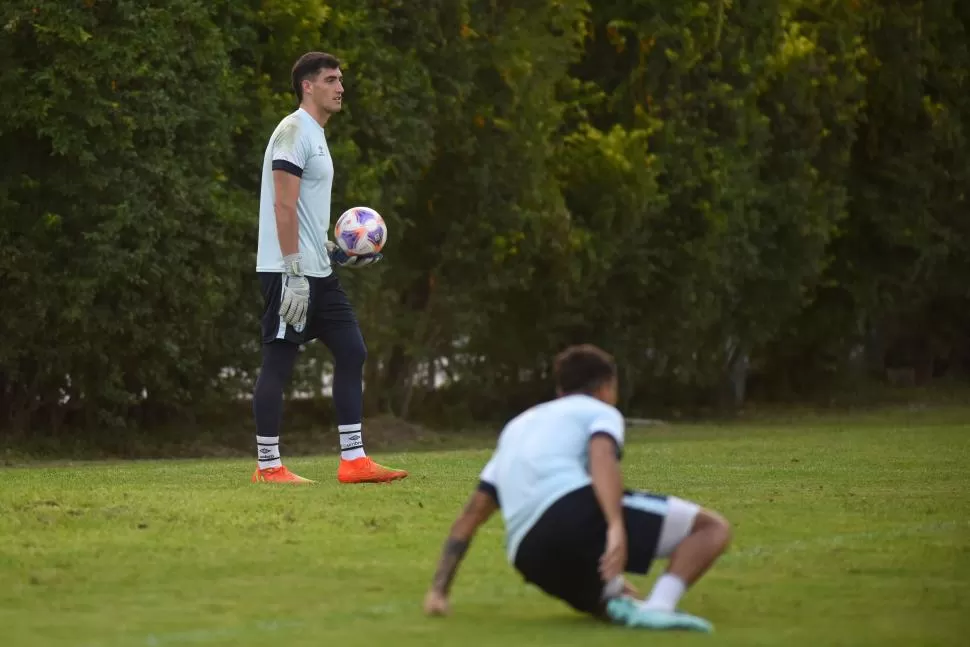 FRUTO DEL TRABAJO. Marchiori figura entre los que primero llegan a las prácticas y entre los últimos que dejan la cancha. 