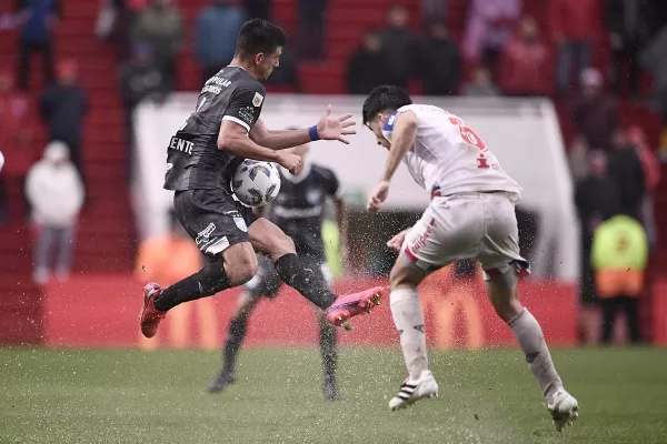 Atlético Tucumán consiguió un empate de oro ante Argentinos Juniors