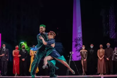 Tres parejas argentinas se consagraron campeonas en el Mundial de Tango 2023