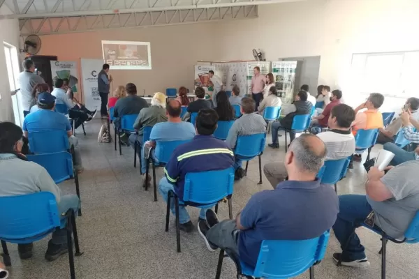 El Senasa lanza la “Patrulla HLB” en las escuelas rurales
