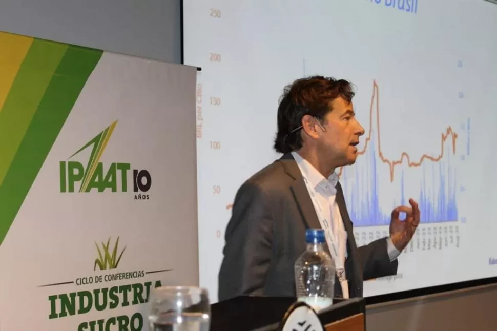 DUFF. El especialista un panorama de la situación del etanol en el mundo. 