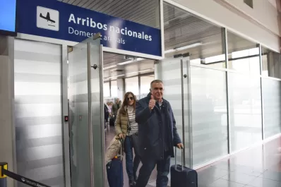 Jaldo ya está en Tucumán y mañana retoma sus funciones: Estoy muy bien, recuperado un 100%