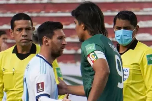 El capitán de Bolivia hizo un fuerte reclamo a los hinchas que están eufóricos por Messi