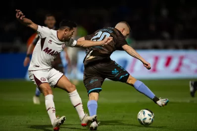 Platense lo dio vuelta ante Lanús y sumó tres puntos de oro