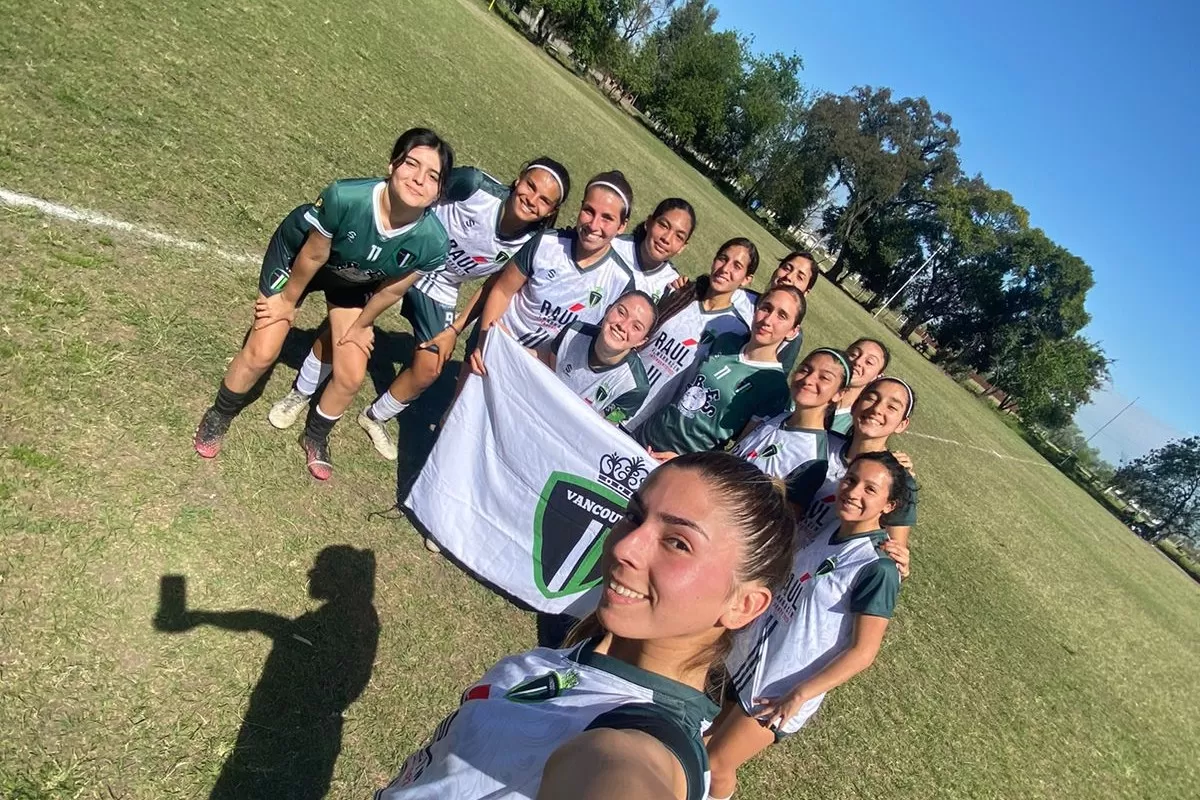 Fútbol femenino: Fundación Vancouver derrotó a San Martín y le arrebató la cima