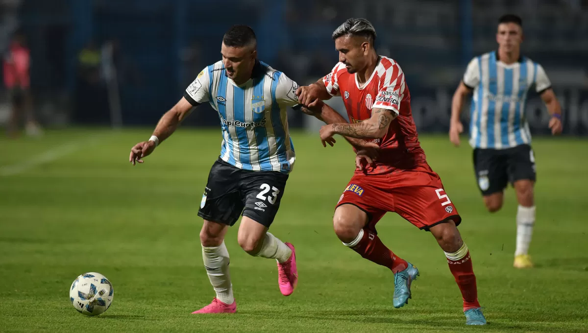 Atlético Tucumán viene de derrotar a Barracas Central.