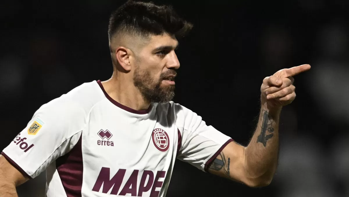 GOLEADOR. El tucumano Leandro Díaz lleva anotados 13 goles con la camiseta de Lanús esta temporada. 