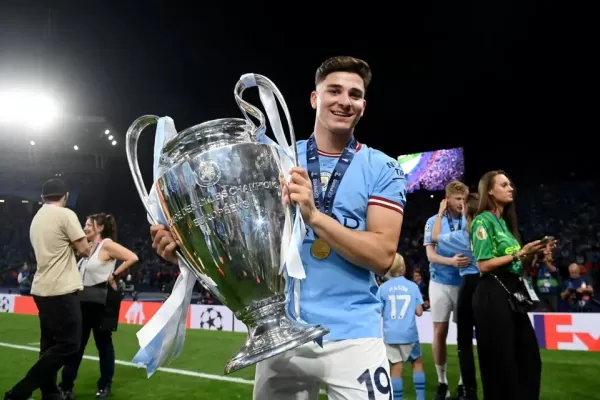 Álvarez está deslumbrado por Haaland, le gusta la competencia con Martínez y estuvo atento a Boca-Fluminense