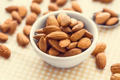 Vida saludable: cuáles son los beneficio de comer almendras todos los días