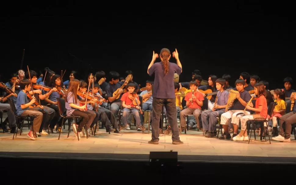 CONCIERTO FEDERAL. Tocarán junto a 2500 jóvenes músicos de todo el país. LA GACETA / FOTO DE ANTONIO FERRONI (archivo)