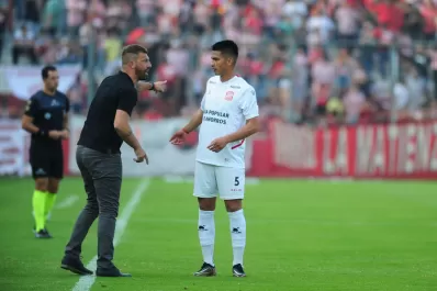 Los cambios de Frontini no le resultaron a San Martín de Tucumán