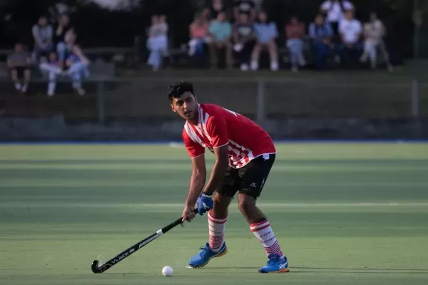 Hockey: San Martín sigue en lo más alto