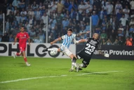 Atlético Tucumán no luce, pero está cada vez más cerca de las copas internacionales