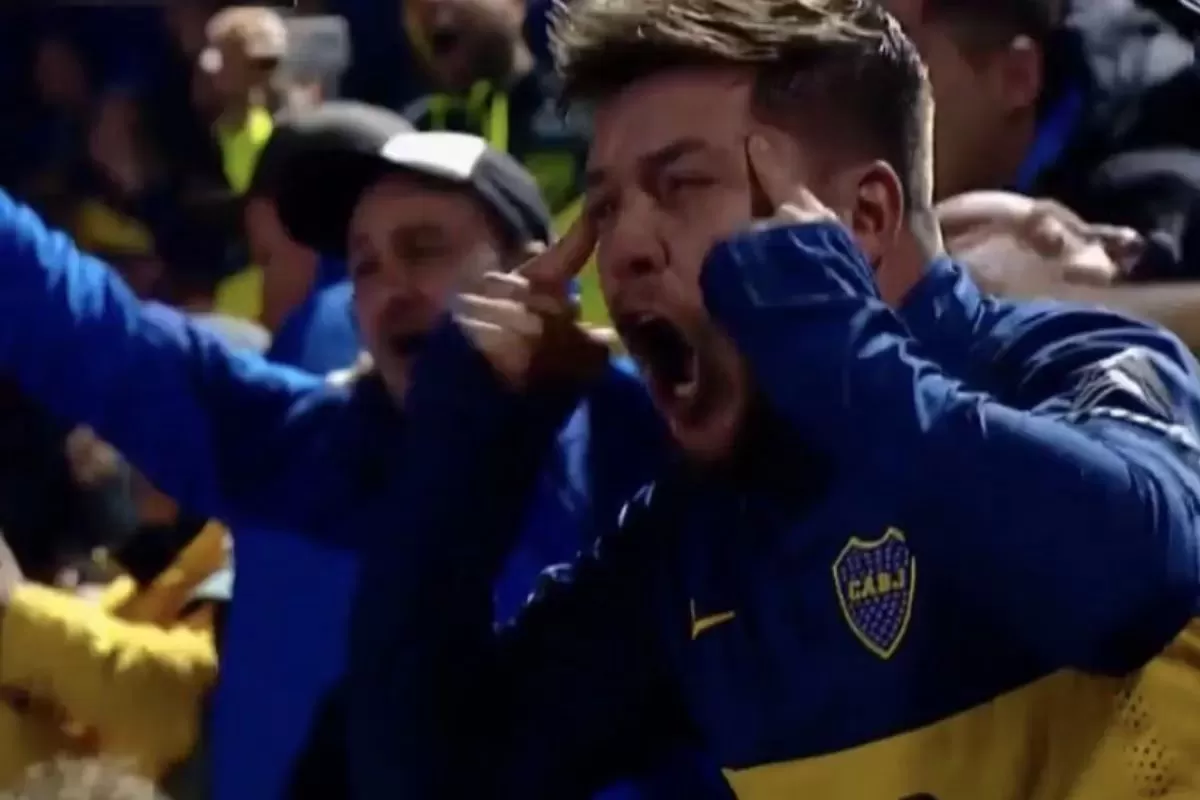 Luciano Nuñez festejando el segundo gol de Darío Benedetto ante Palmeiras en las semifinales de 2018.