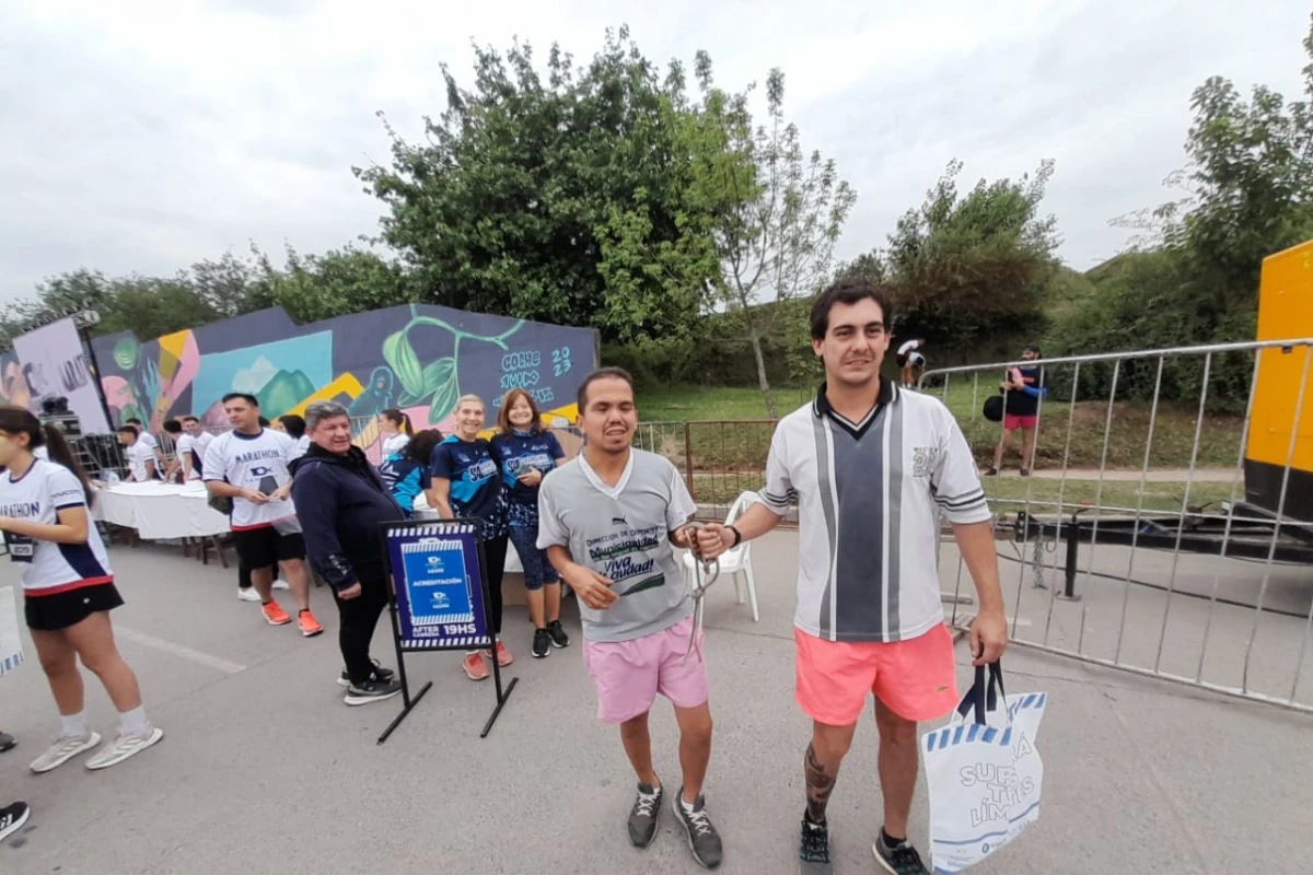 Abel Amaya y Joaquín Galindo. Carrera 10k LA GACETA 