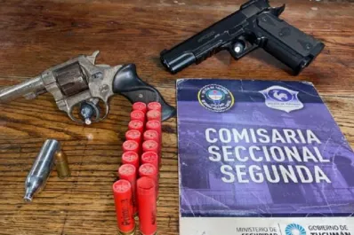Encontraron armas y municiones durante un allanamiento