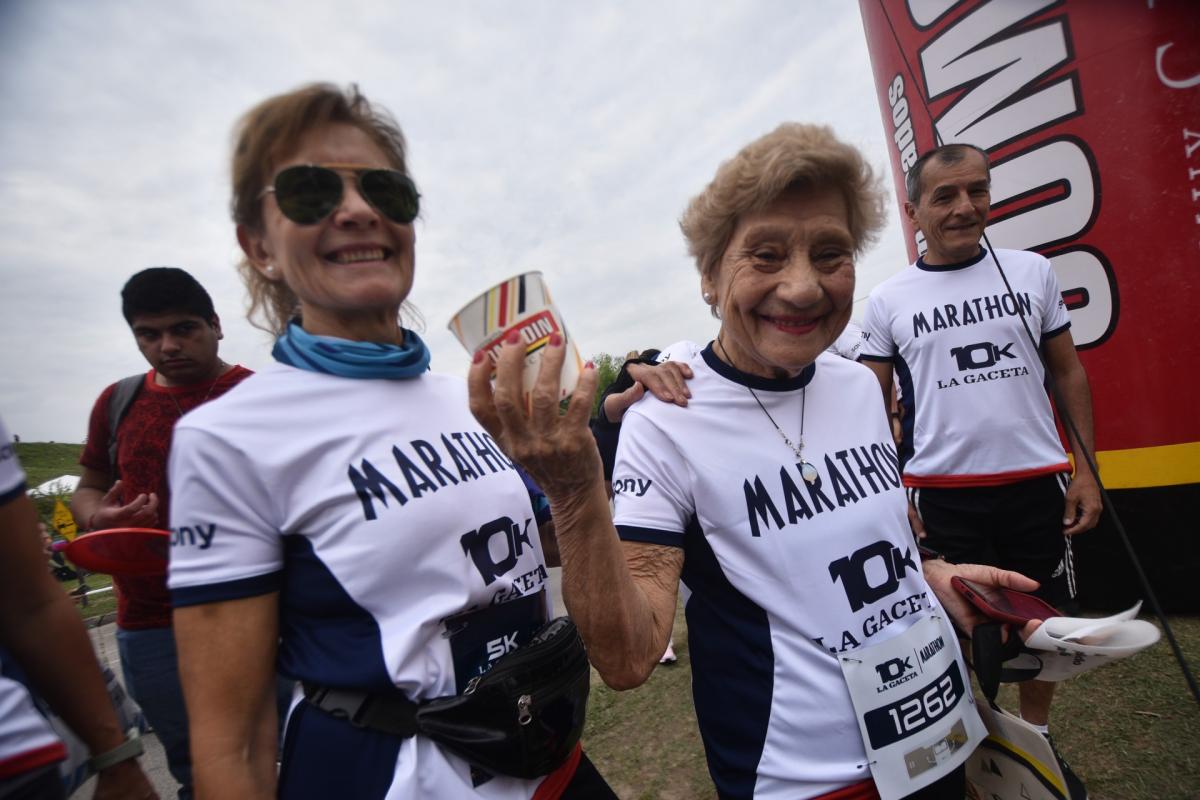 FELIZ. En el de Comodín, Irma Gautrain se llevó un vaso y un desodorante.