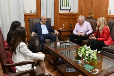 Avanzan las gestiones para implementar la tarjeta SUBE en Tucumán