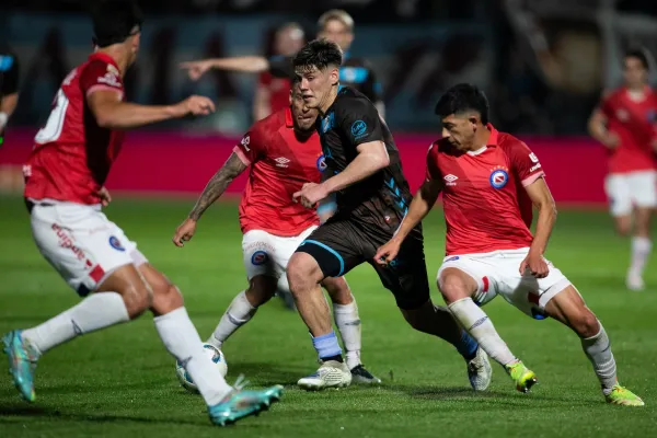 Platense y Argentinos Juniors quedaron a mano en el cierre de la fecha de los clásicos