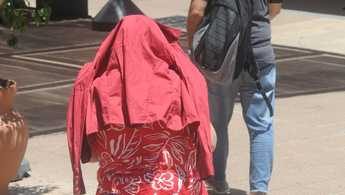CALOR. La amplitud térmica entre la mañana y la tarde será de al menos de 18 °C. 