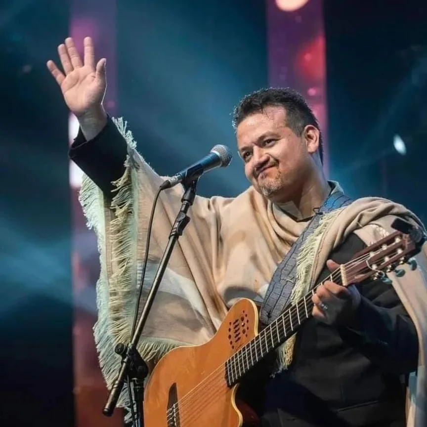 Una marcha de bombos legüeros recorrerá el centro de la capital al mediodía