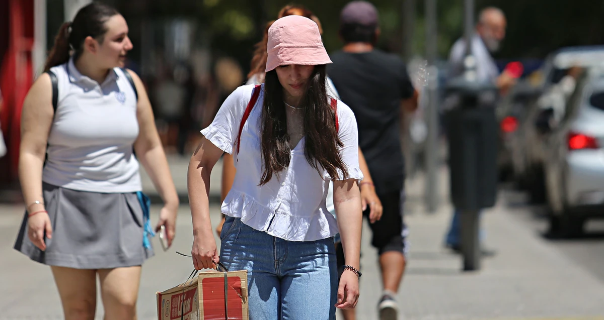 ¡CUIDADO CON EL SOL! El pronóstico anticipa un martes muy pesado y las tucumanas y tucumanos deberán tomar recaudos.