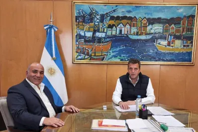 Massa envía $8.000 millones a Tucumán en fondos no reintegrables