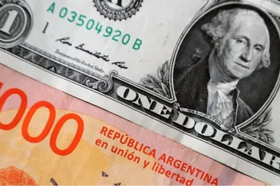 El precio del dólar blue genera dudas y reduce las operaciones en Tucumán