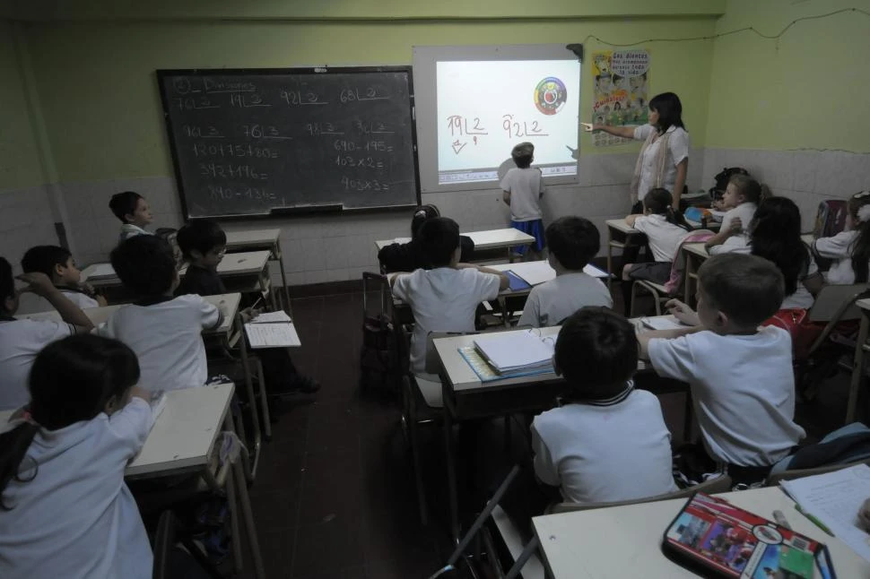 REALIDAD. Por las cuotas, algunos padres cambiaron de colegio a sus hijos. LA GACETA / FOTO DE INÉS QUINTEROS ORIO