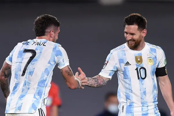 El posteo viral de Rodrigo De Paul y Lionel Messi en las redes durante la previa del partido de la Selección