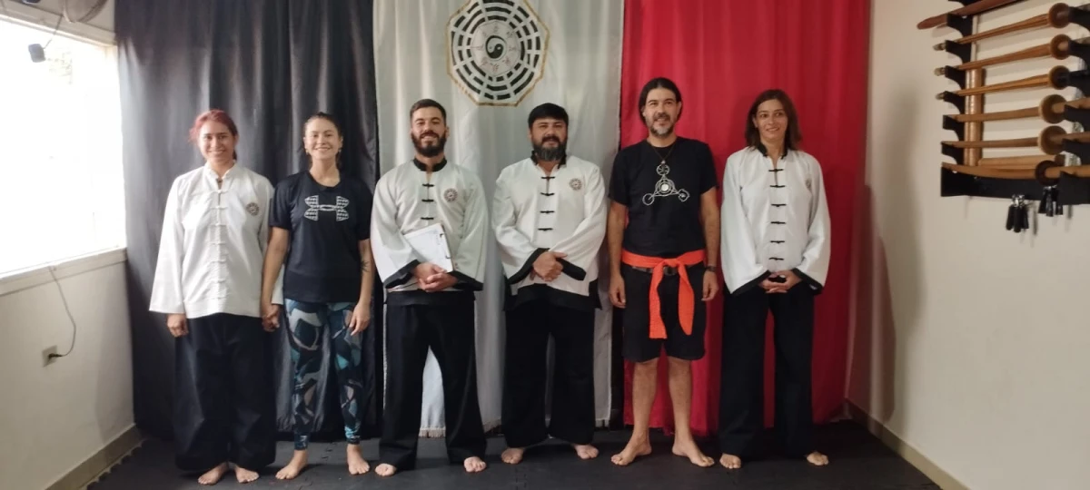 De Tucumán a Paraguay para difundir el pakua