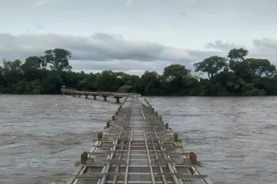 Cataratas del Iguazú: cerraron el circuito de la Garganta del Diablo por el enorme caudal de agua