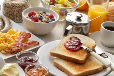 Qué comer en ayunas: alimentos que sí y que no debes consumir por la mañana