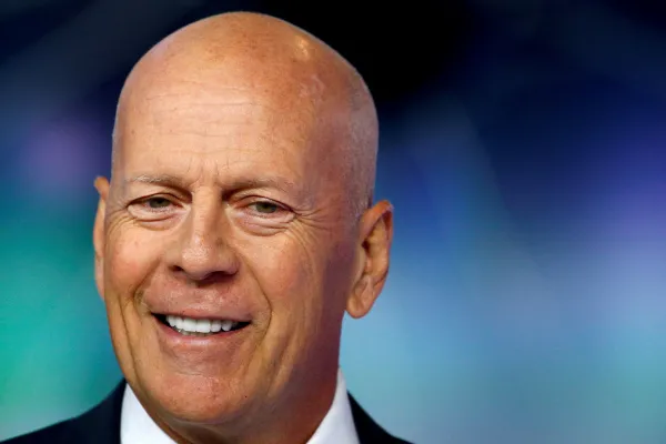 Un amigo de Bruce Willis contó que el actor ya no habla ni escribe