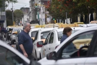 Taxistas sitiaron Concepción en demanda de un aumento de tarifa del 50%