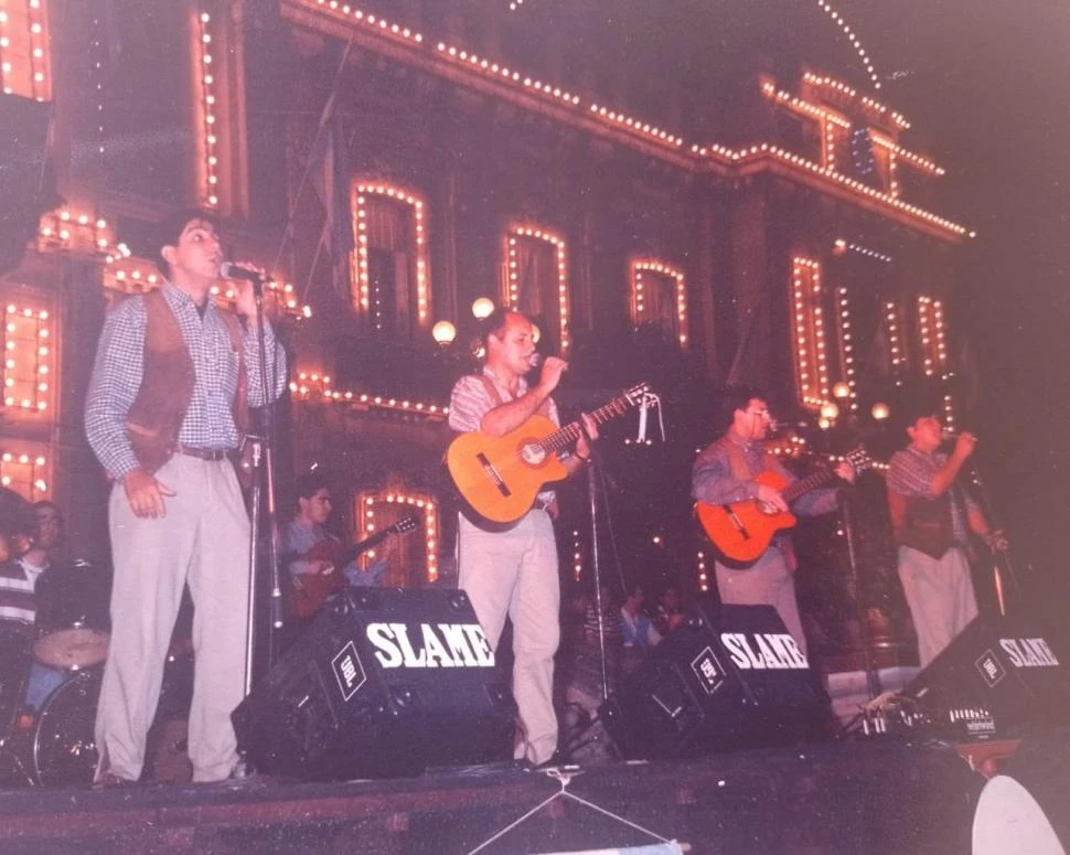 SOBRE EL ESCENARIO. Esperanza Norteña recuperará temas de sus discos.