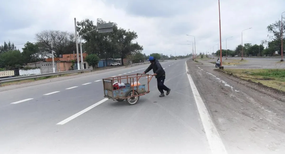 ALARMA. Cruces ilegales en la zona más urbana.