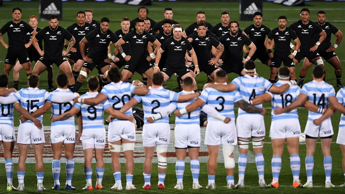 PREPARADOS. Los Pumas están a horas de un nuevo enfrentamiento ante los All Blacks, en una Copa del Mundo. FOTO TOMADA DE INFOBAE.