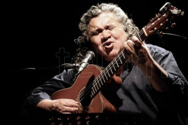 Por las peñas, entre zambas y chacareras