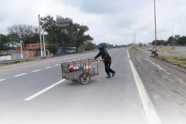 Avenida de Circunvalación: 45 cruces ilegales en la zona más urbana