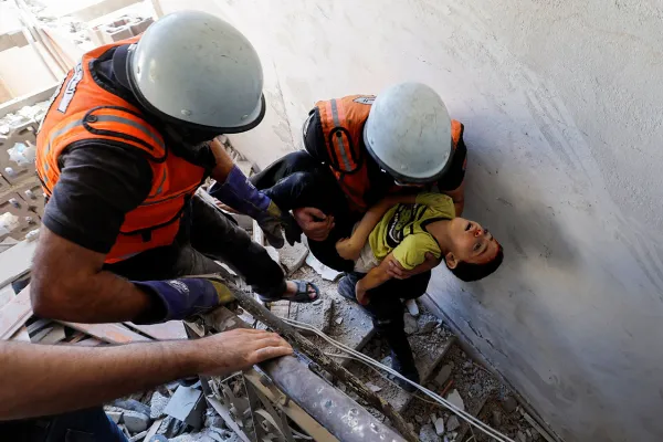 Israel volvió a atacar Gaza y un misil destruyó una iglesia ortodoxa